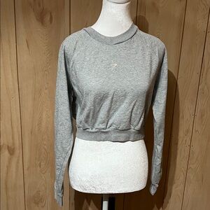 Gymshark Gray Women's Crewneck Cropped Sweatshirt . Size Medium